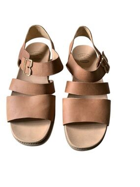 Dr. Scholl's  Tan Triple-Strap Buckle Sandals Size 8.5